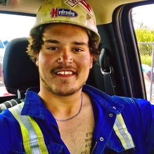 Meet your Posher, Logan